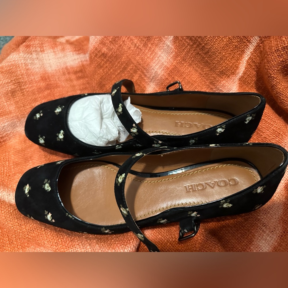 Coach mary janes black with floral accent size 9.5 US
